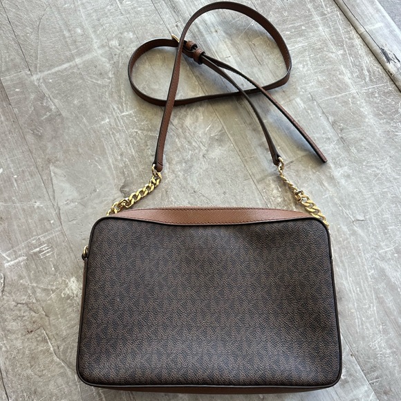 Michael Kors Brown Crossbody with Gold Chain - Picture 2 of 5
